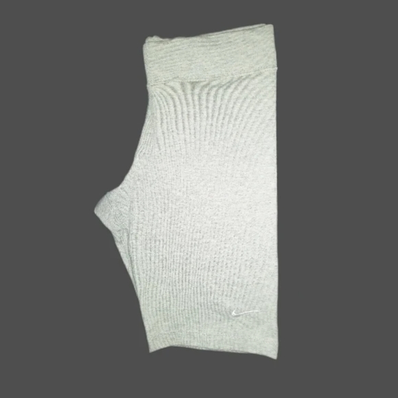 Nike Bike Shorts - Picture 3 of 3